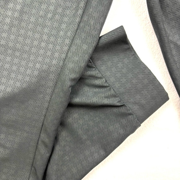 Nike DRI-FIT Gray/Black Victor Elastic Drawstring Golf Joggers - Picture 7 of 16